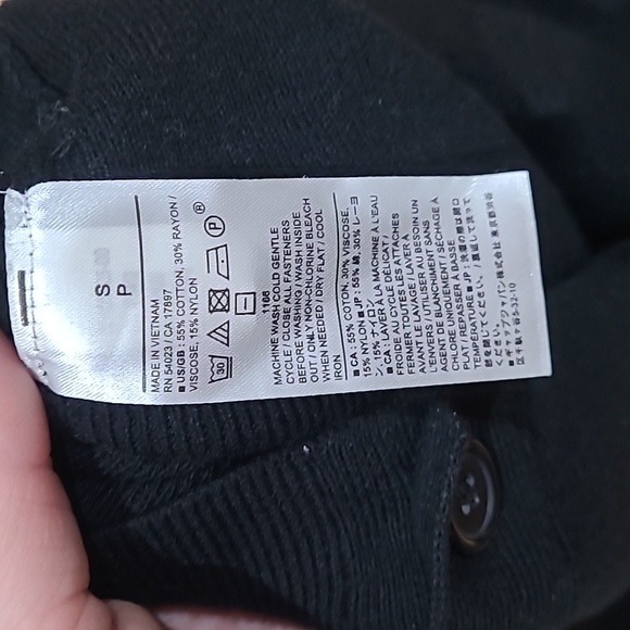 Banana Republic women's small black sweater - Picture 4 of 8